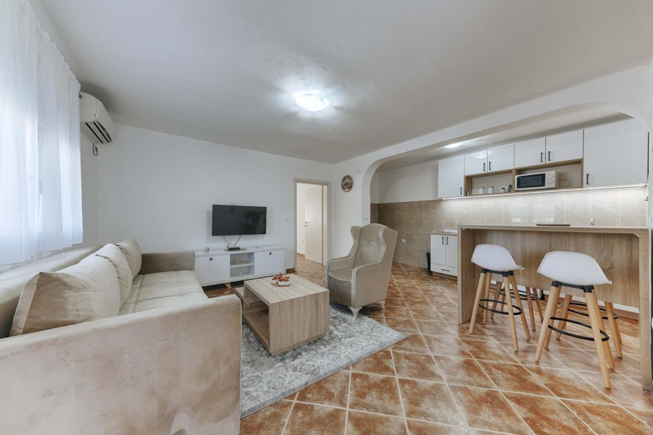 Apartmani Vittoria Bar Ngoại thất bức ảnh