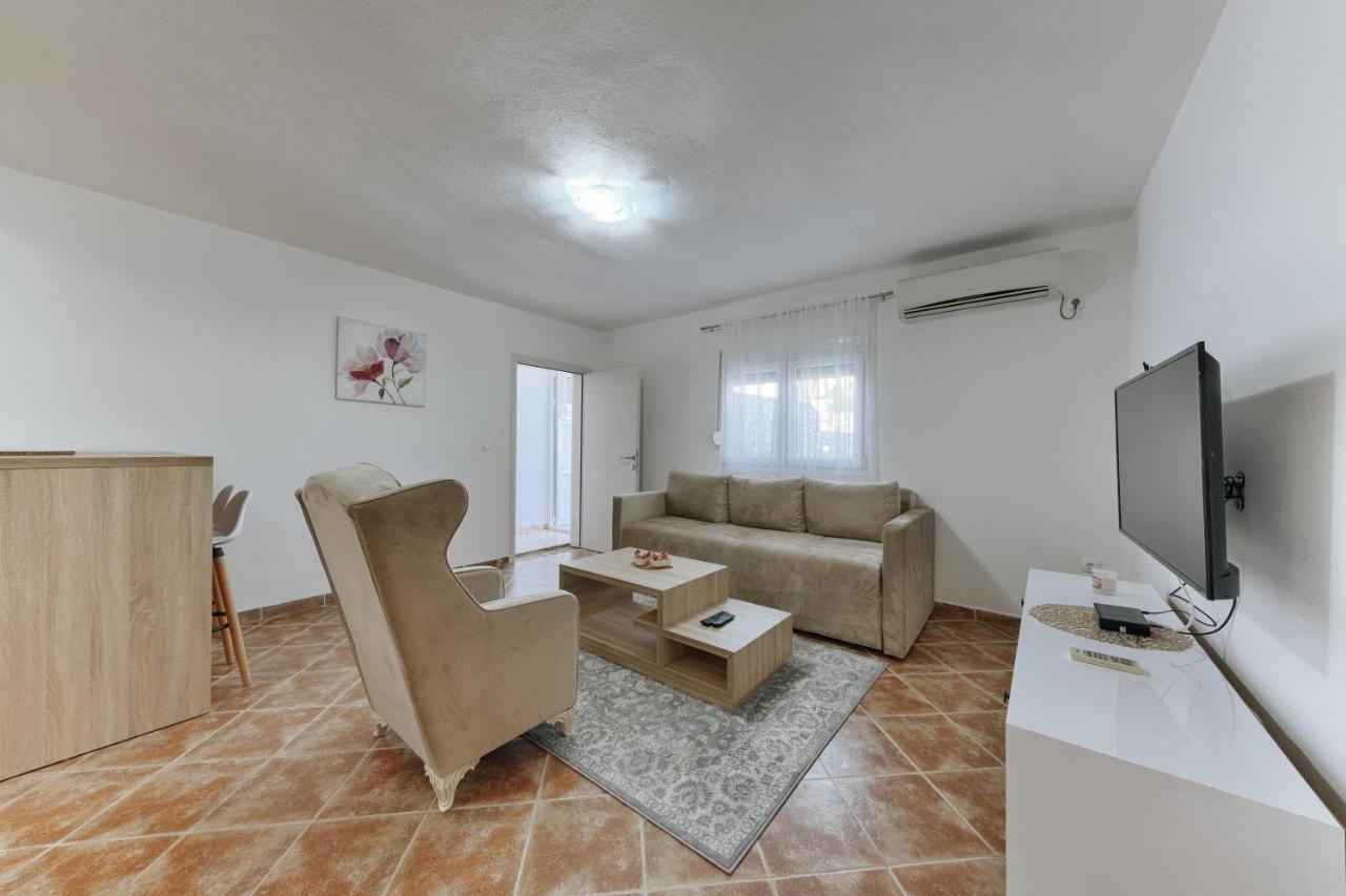 Apartmani Vittoria Bar Ngoại thất bức ảnh